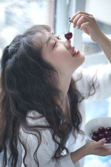 比基尼美女胸罩